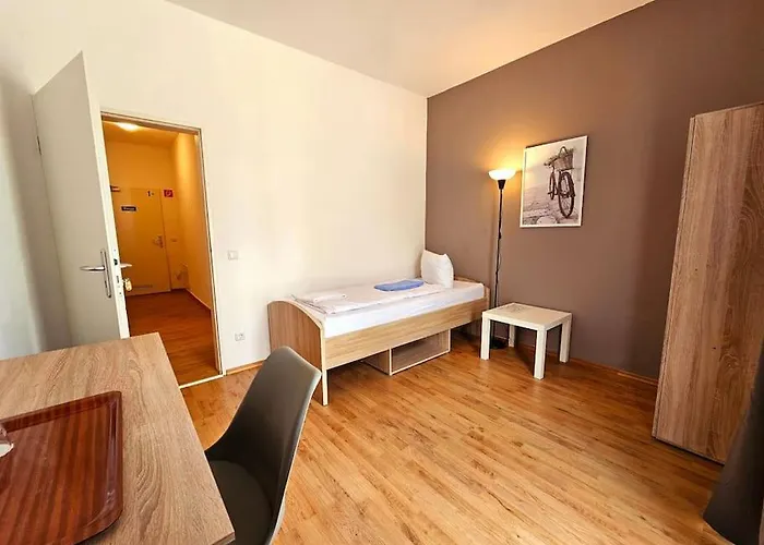 Apartment 7-10